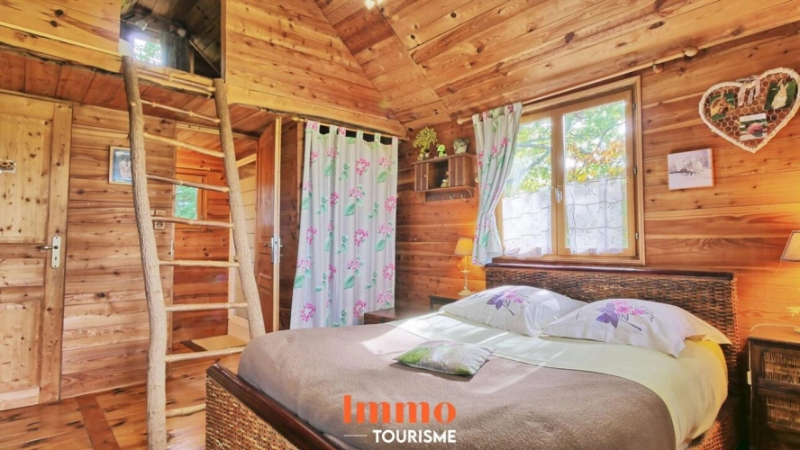 Photos 5 - Touristique - Domaine touristique avec maison d'habitation et ensemble de gît