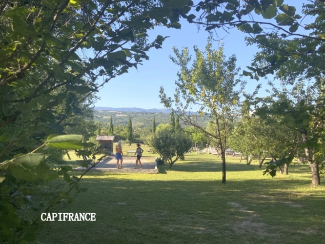 Photos 9 - Touristique - Propriété hébergement/événementiel dans le Luberon, 6,3 ha, 80 couchages, 1090 m2