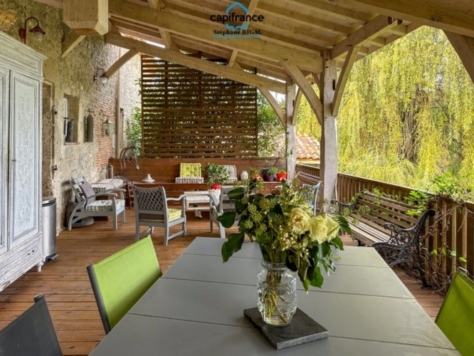 Photos 33 - Touristique - Propriete à vendre 12 pièces FOULAYRONNES (47) Maison de 315m2 + gîte sur terrain clos de 8,7ha