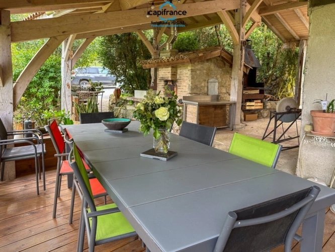 Photos 34 - Touristique - Propriete à vendre 12 pièces FOULAYRONNES (47) Maison de 315m2 + gîte sur terrain clos de 8,7ha