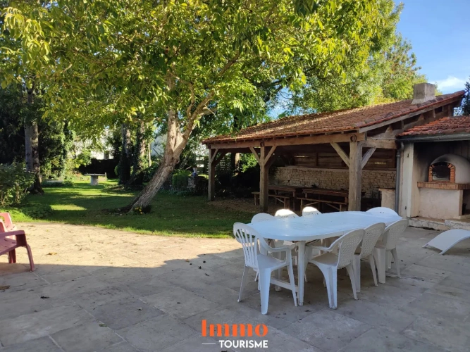 Photos 4 - Touristique - Belle charentaise grand gîte ou chambres d'hôtes