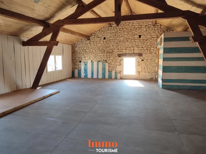 Photos 12 - Touristique - Belle charentaise grand gîte ou chambres d'hôtes