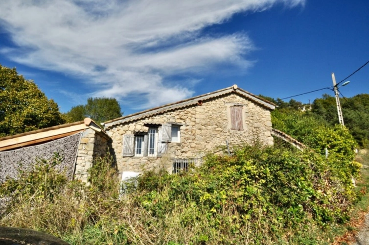 Photos 3 - Touristique - Dpt Alpes Maritimes (06), à vendre ASCROS Propriété en pierres 12 pièces 2 maisons 7,5 hectares Vue montagnes