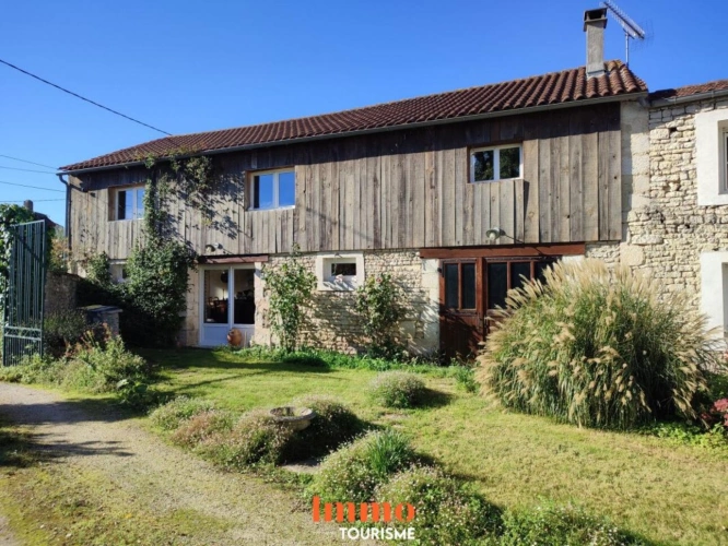 Photos 14 - Touristique - Belle demeure charentaise grand gîte ou chambres d'hôtes