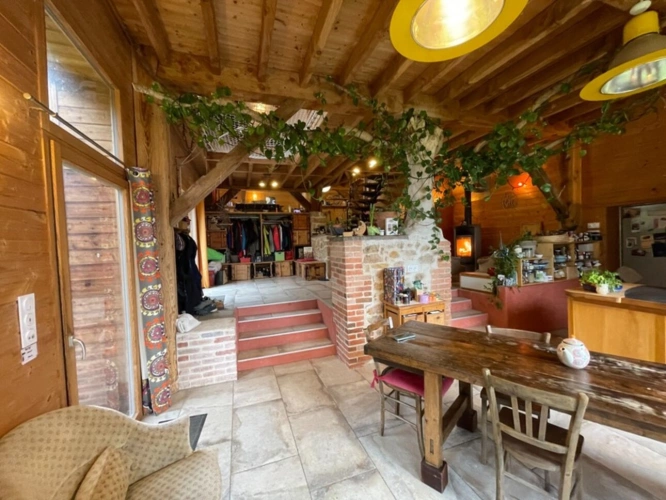 Photos 2 - Prestige - propriété 6 hectares, maison 200 m2