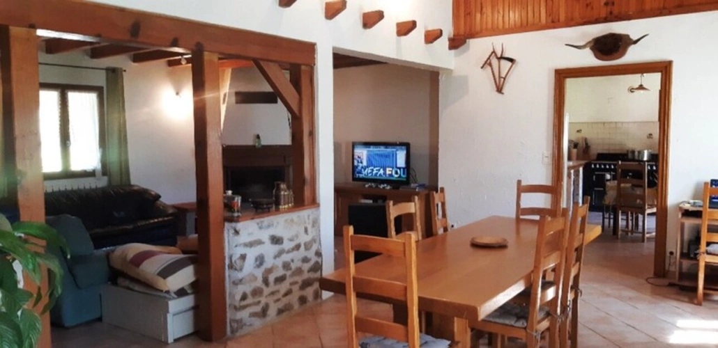 Photos 5 - Agricole - EXCLUSIVITE : Proche de L'ILE ROUSSE, Plaine du Reginu,  propriété en pierres T5 158 m² sur 1.96 ha de terrain
