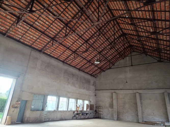 Photos 9 - Touristique - Vaste ferme avec 5 grands appartements et une piscine extérieure chauffée