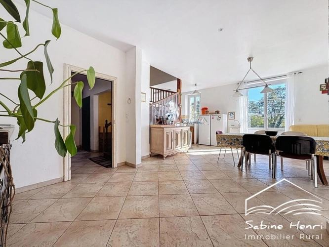 Photos 8 - Touristique - Superbe propriété composée de 3 habitations distinctes sur pr