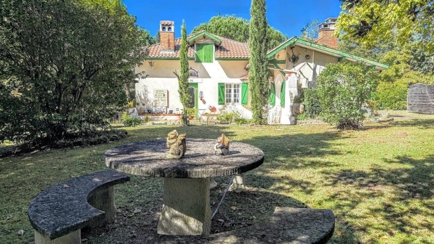 Photos 1 - Touristique - Propriété