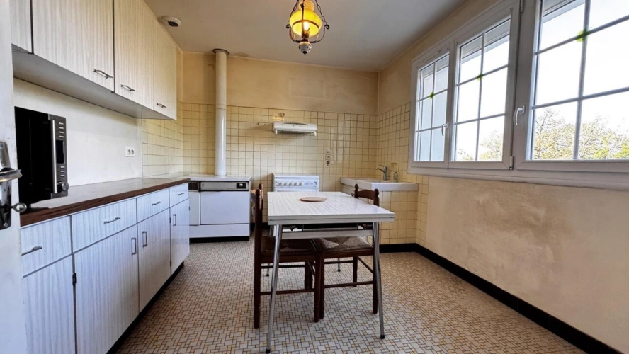 Photos 11 - Prestigious - House