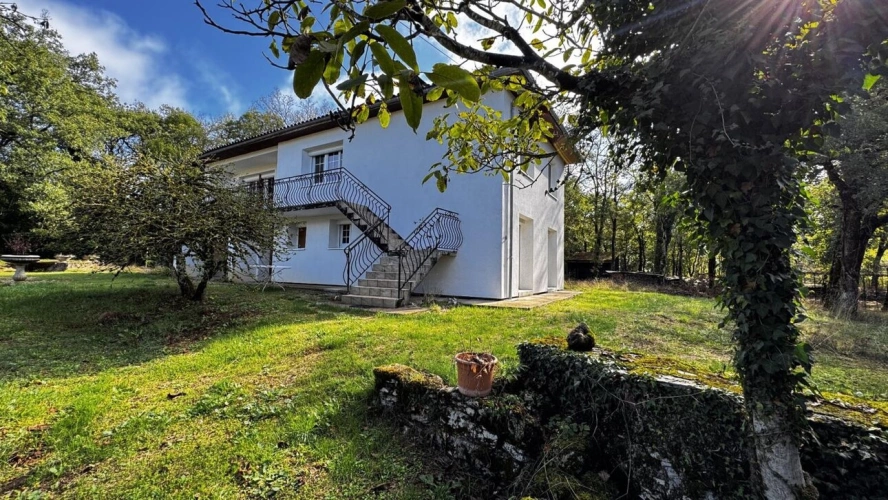 Photos 20 - Prestigious - House