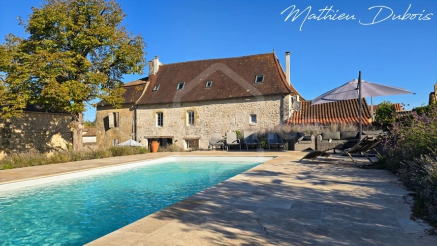 Photos 2 - Prestige - Ensemble immobilier de charme en Périgord – élégance intemporelle et potentiel rare