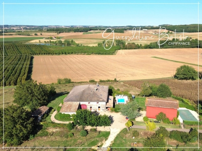 Photos 1 - Équestre - Propriété en Pierre 568m² - 2 Maisons d'habitation - 3 Gîtes - 2 Piscines sur 3,5 Ha de terrain