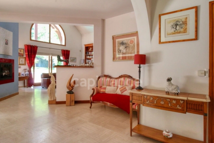 Photos 1 - Prestige - Élégance intemporelle pour cette propriété de prestige à Barberaz