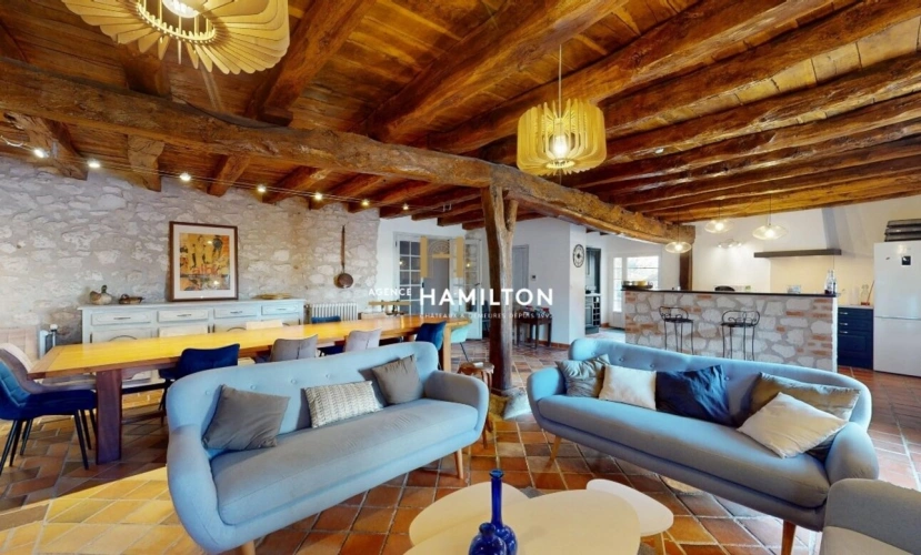 Photos 7 - Equestrian - House