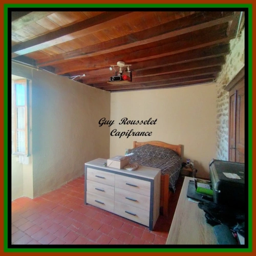 Photos 4 - Touristique - PROPRIETE A VENDRE FAITE D'UNE MAISON, D'UNE GRANGE, D'UN GRAND TERRAIN