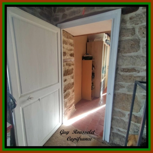 Photos 5 - Touristique - PROPRIETE A VENDRE FAITE D'UNE MAISON, D'UNE GRANGE, D'UN GRAND TERRAIN