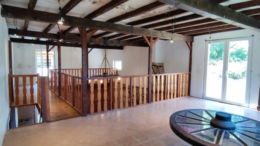 Photos 17 - Equestrian - house and dependencies