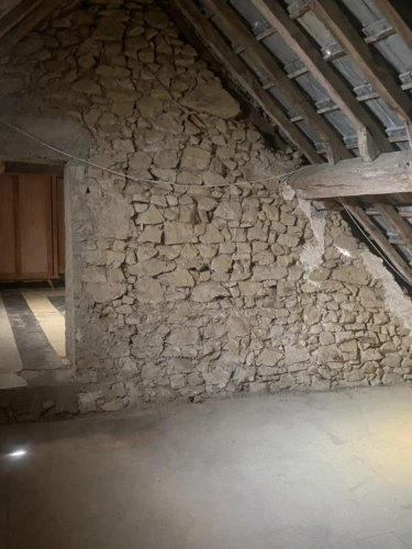 Photos 7 - Touristique - À saisir ! Maison à rénover avec terrain et hangar