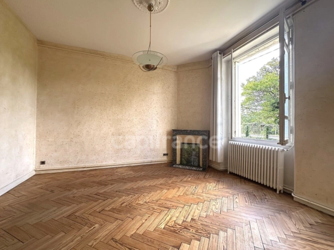 Photos 15 - Prestige - Maison de Maitre-dépendances-parc de 1,2 ha-Hypercentre de SALLES (33)