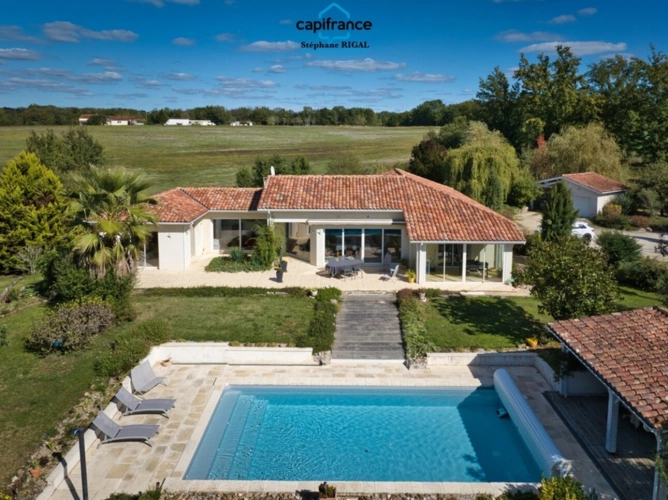Photos 2 - Prestigious - Property for sale 6 rooms SALLES (47) House of 190 m2 on 8922m2 of land