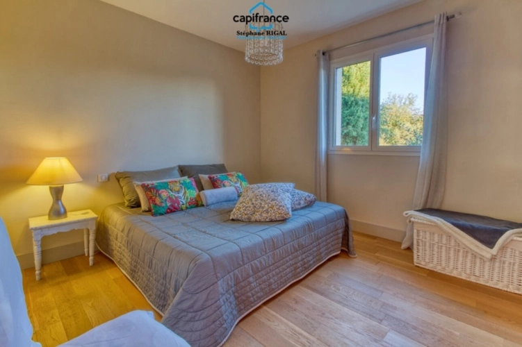 Photos 21 - Prestigious - Property for sale 6 rooms SALLES (47) House of 190 m2 on 8922m2 of land