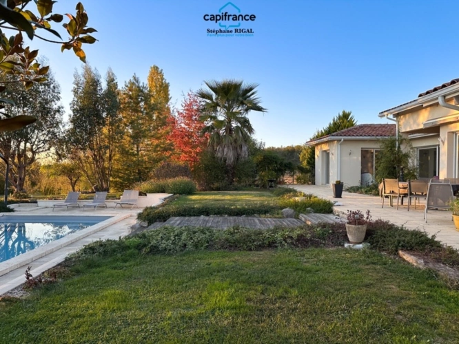 Photos 34 - Prestigious - Property for sale 6 rooms SALLES (47) House of 190 m2 on 8922m2 of land