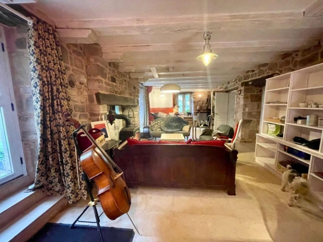 Photos 9 - Tourist - House