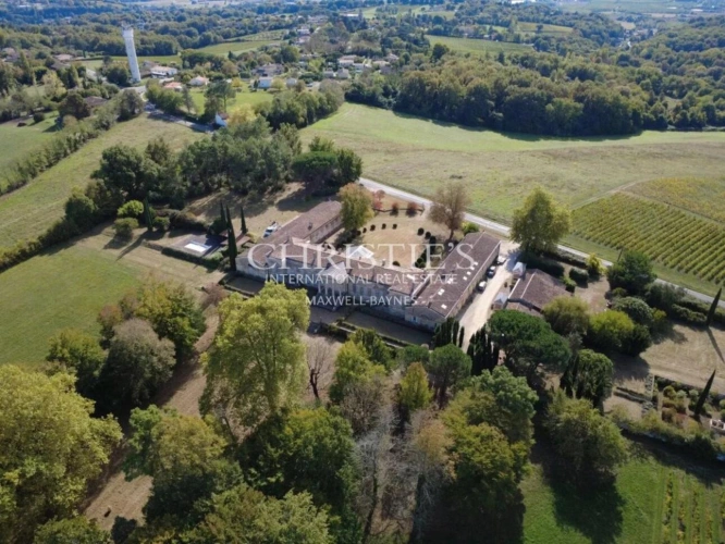 Photos 4 - Prestigious - Historic vineyard estate in the heart of Entre-Deux-Mers - a treasure of Bordeaux heritage waiting t