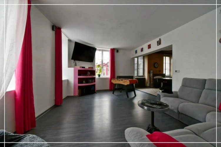 Photos 49 - Touristique - Proprieté comprenant 2 maison et 1 appartement CHATEAUMEILLANT (18)