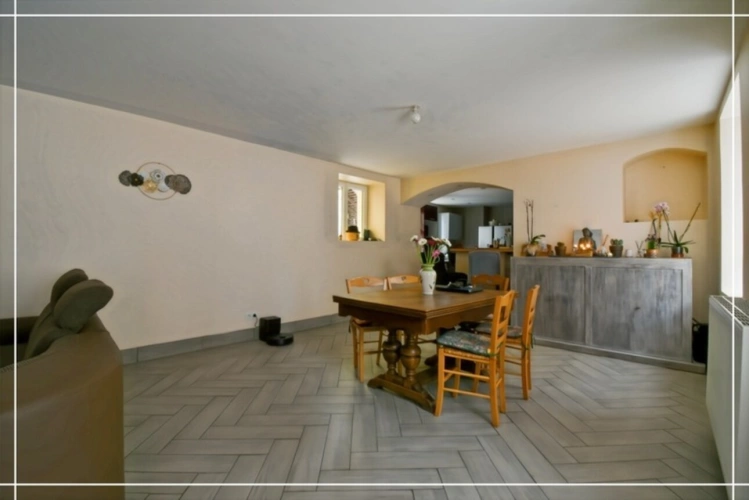 Photos 88 - Touristique - Proprieté comprenant 2 maison et 1 appartement CHATEAUMEILLANT (18)