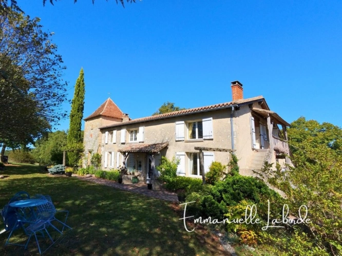 Photos 1 - Prestige - Domaine en pierre avec dépendances et 5 hectares de nature – Monbazillac (24240)