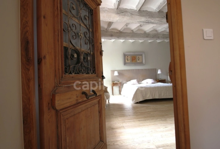 Photos 3 - Touristique -  À Vendre – Superbe Ferme au Carré Rénovée avec Gîtes & Dépendances – Bachy (59830)