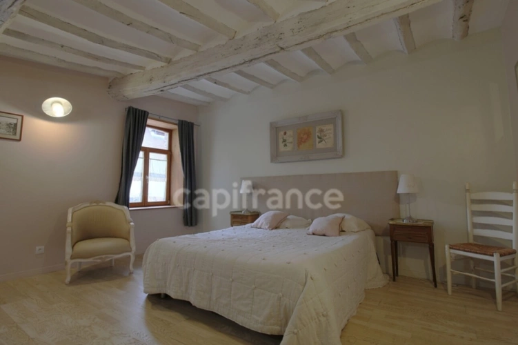 Photos 4 - Touristique -  À Vendre – Superbe Ferme au Carré Rénovée avec Gîtes & Dépendances – Bachy (59830)