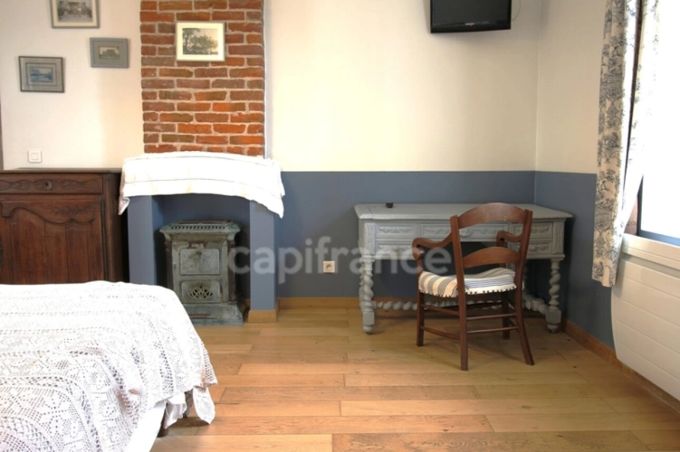 Photos 6 - Touristique -  À Vendre – Superbe Ferme au Carré Rénovée avec Gîtes & Dépendances – Bachy (59830)