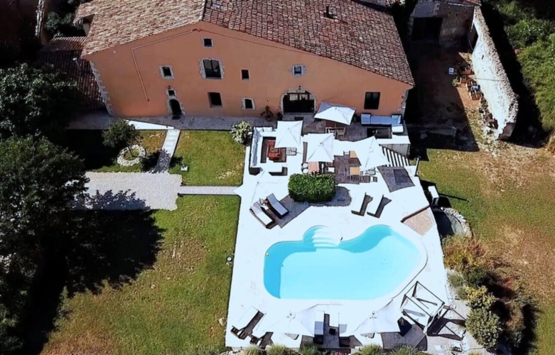 Photos 2 - Tourist - Estate in the Luberon - 2.6 ha - 1100 m2 - intended for luxury tourism and events