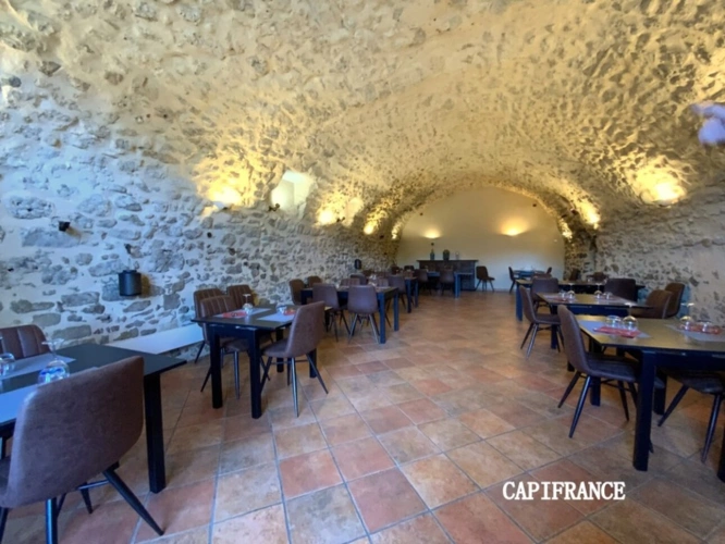 Photos 11 - Tourist - Estate in the Luberon - 2.6 ha - 1100 m2 - intended for luxury tourism and events