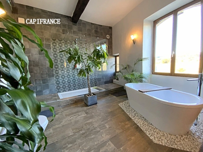 Photos 19 - Tourist - Estate in the Luberon - 2.6 ha - 1100 m2 - intended for luxury tourism and events
