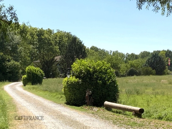 Photos 28 - Tourist - Estate in the Luberon - 2.6 ha - 1100 m2 - intended for luxury tourism and events