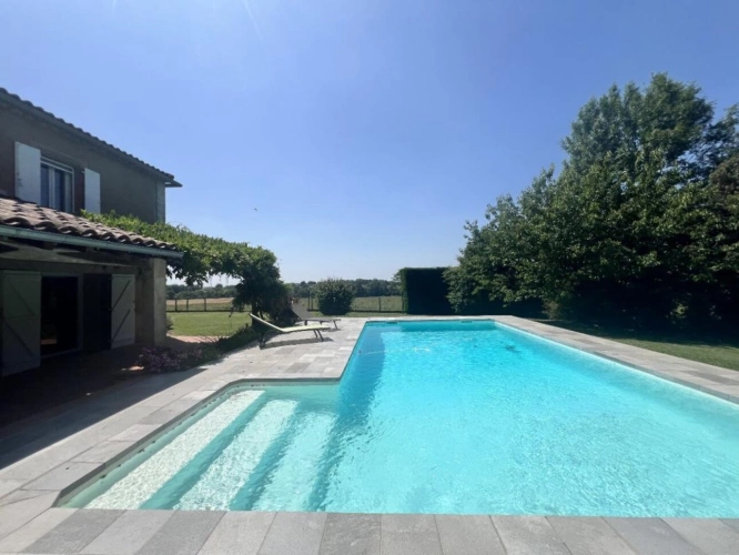 Photos 2 - Prestigious - House