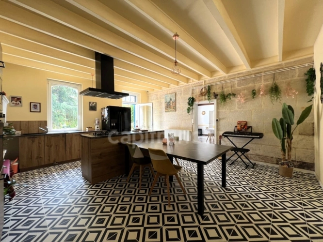 Photos 8 - Prestigious - Charming 19th-Century Residence - 9 Rooms, 255 m² with Pool and Tennis Court - Saint-Aigulin (17)