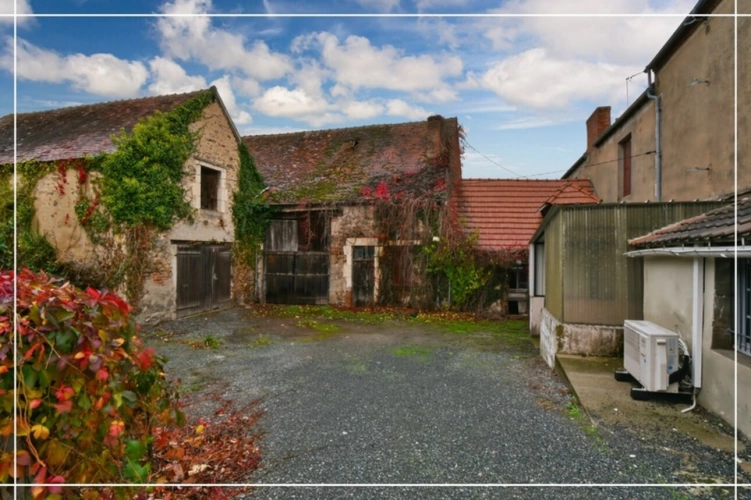 Photos 1 - Touristique - Immeuble à vendre HURIEL (03)