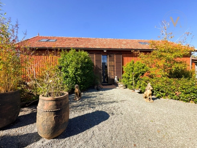 Photos 6 - Équestre - Propriété de prestige avec gîtes et 2 ha de prairie – Charme, calme et potentiel proche de BANEUIL (24)