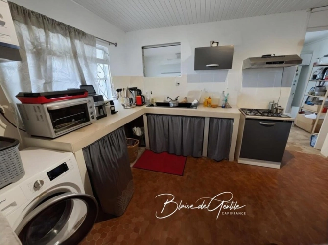 Photos 5 - Prestigious - Maison de charme à vendre 4 pièces SAINT CLAUDE (971)