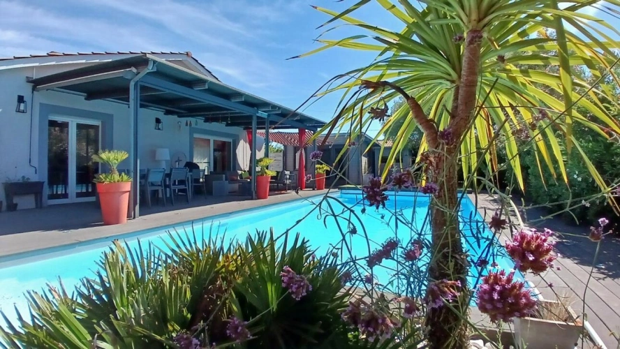 Photos 1 - Prestigious - House