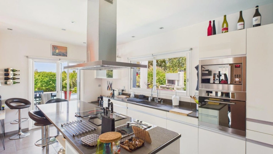 Photos 6 - Prestigious - House