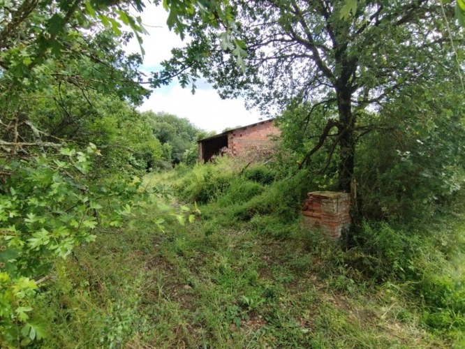 Photos 2 - Tourist - house to build