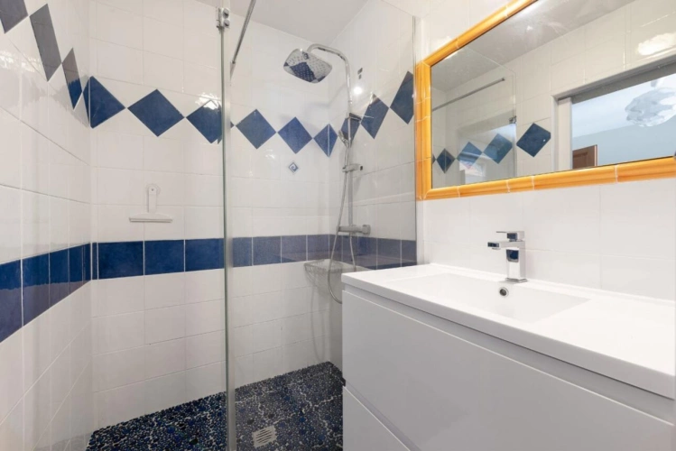 Photos 10 - Prestigious - Character property