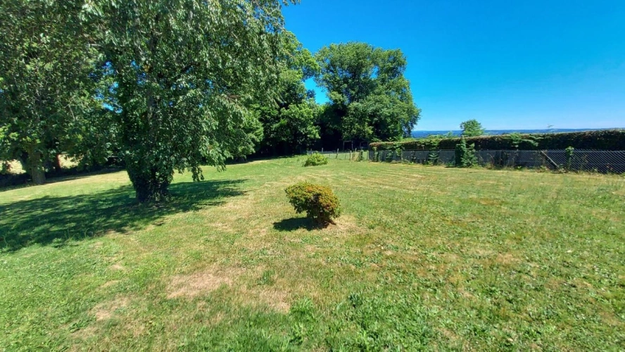 Photos 11 - Prestigious - Maison 3 chambres 2500 m2 de terrain à 10 mn d'uzerche