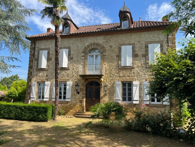 Photos 62 - Prestige - Dpt Gers (32), à vendre NOGARO et EAUZE proche, TRES ELEGANTE PROPRIETE  RURALE  sur 4.5 hectares, MAISON de MAITRE, GITE, deux piscines neuves, parc séculaire, SANS NUISANCE